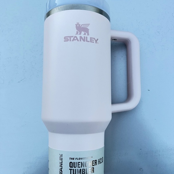 Stanley 40 oz Stainless Steel H2.0 FlowState Quencher Tumbler::NWT::ROSE QUARTZ: - Picture 3 of 4